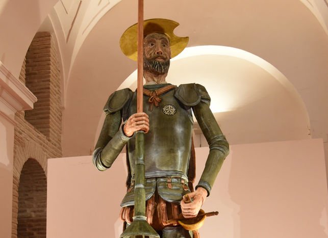 Los puntos y comas en el lenguaje del sombrero crean poesía: La personalización del sombrero